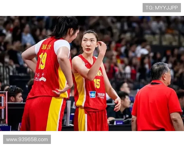 中国女篮大胜捷克收官 韩旭复出全员得分